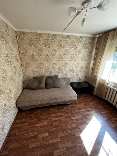 Комната 18 м² в 3-к., 1/5 эт.