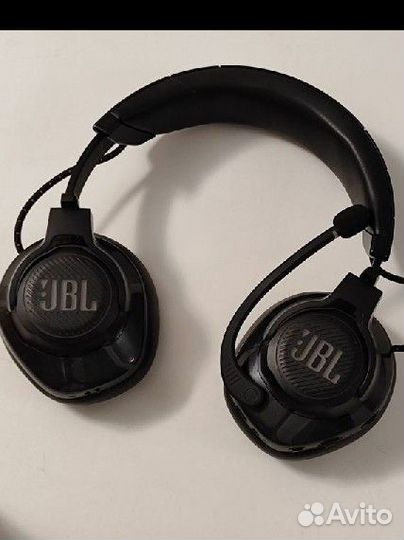 Беспроводные наушники jbl quantum 600