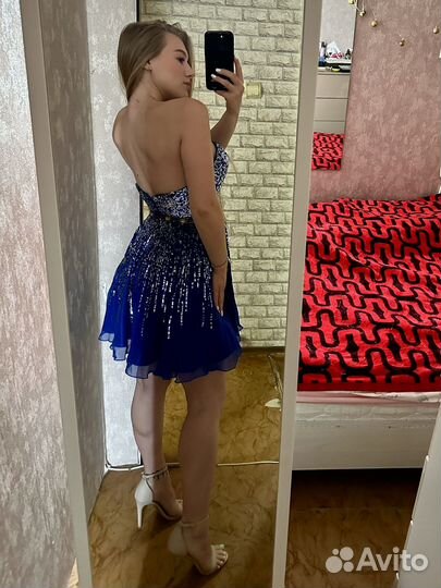 Вечернее платье мини для выпускного