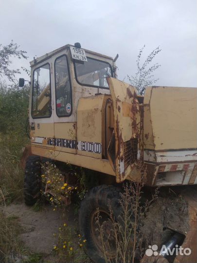 Экскаватор липхер 900 по запчастям