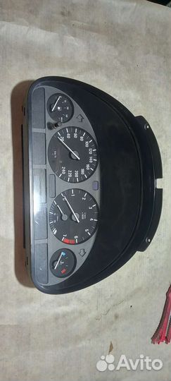 Щиток приборов BMW5 E39