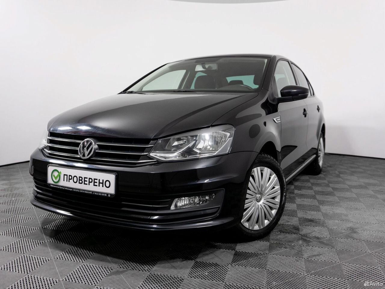 Фольксваген поло 2008-2018. Volkswagen polo v рестайлинг. Фольксваген поло 2018 механика. Фольксваген поло 2018 коричневый. Фольксваген поло белый короткий.
