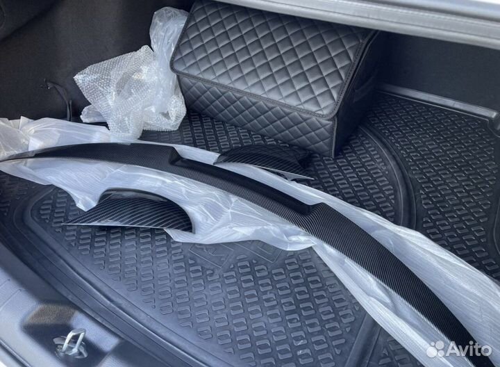 Спойлер крышки багажника Kia Cerato