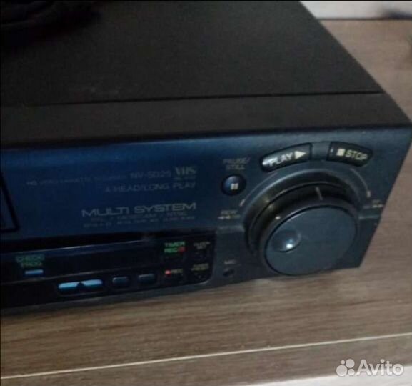 Видеомагнитофон panasonic