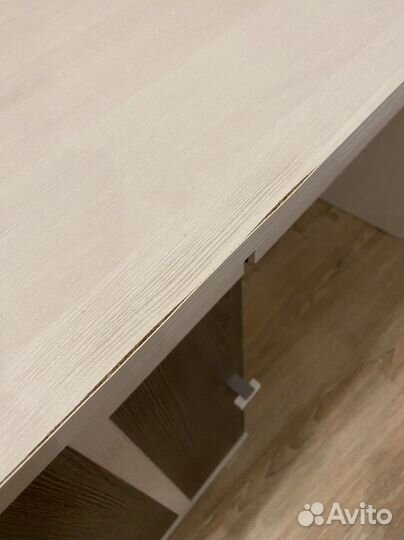 Стол компьютерный