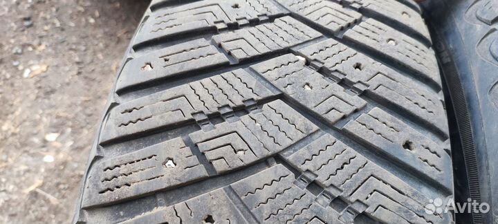 Goodyear Ultra Grip Ice Arctic 2 235/55 R19 105T