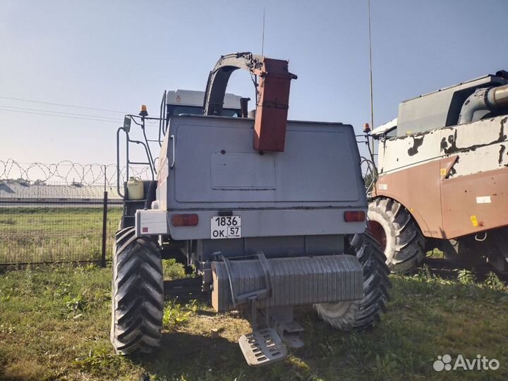 Комбайн Ростсельмаш Дон 680М, 2011