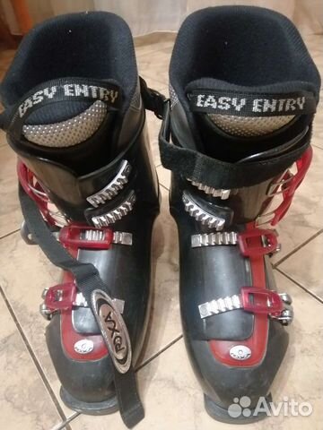 Горнолыжные ботинки