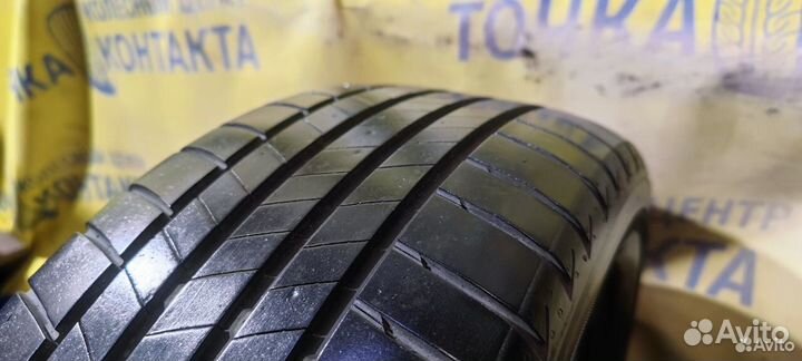 Bridgestone Turanza T005 215/55 R17