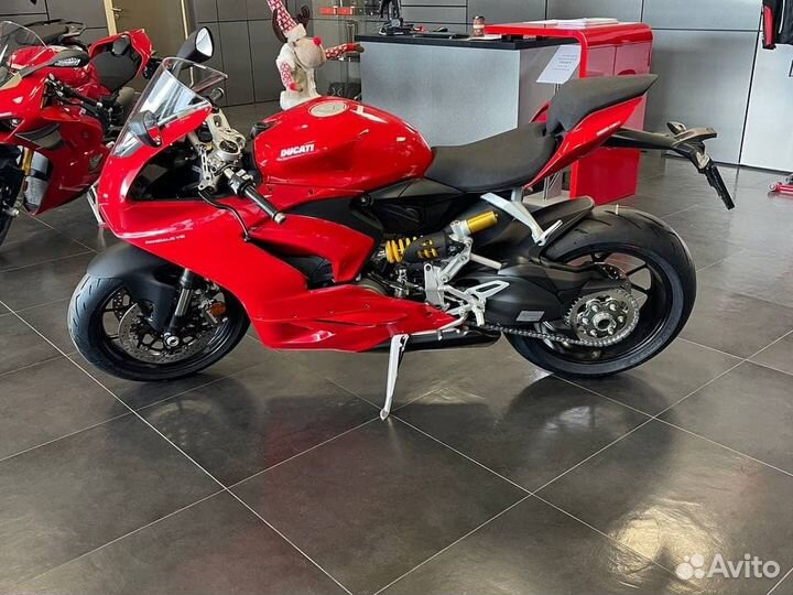 Ducati Panigale V2