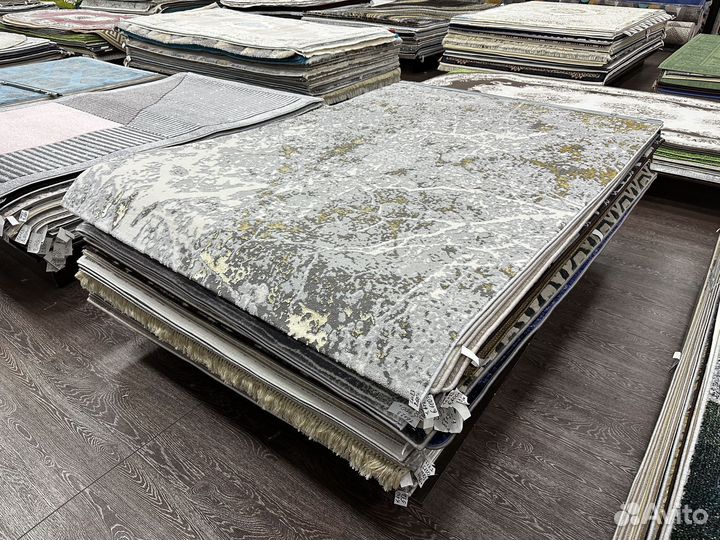 Ковер новый 2х3м