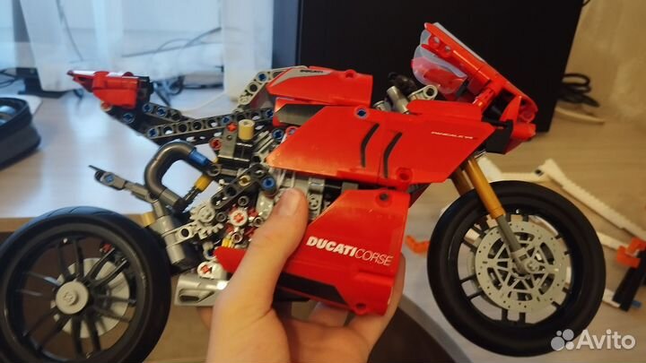 Lego technic 42107