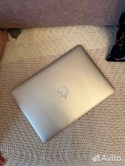 Ноутбук Macbook Air 13 inch / 2015 /8gb 128gb