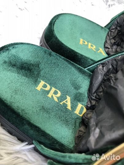 Сандали prada