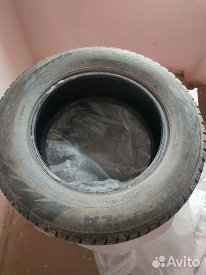 Formula Winter 215/65 R16