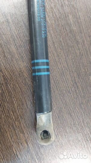 Амортизатор капота Bmw 528I F10 N20B20A 2013