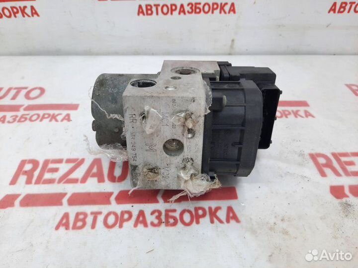 Блок abs Mitsubishi Carisma DA1A 4G92 1998