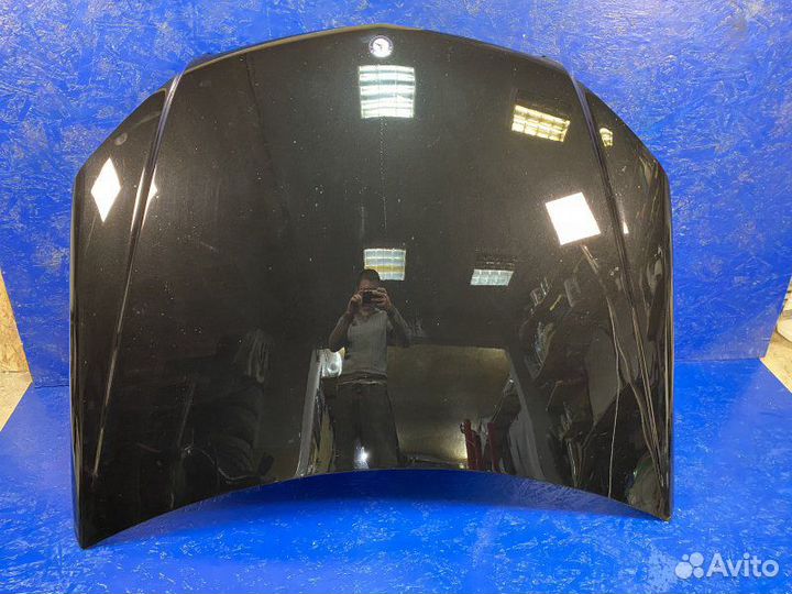 Капот Mercedes-Benz C-Class W204 M272 2008