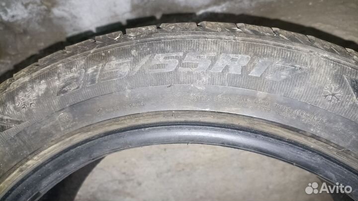 Accelera 651 215/55 R17