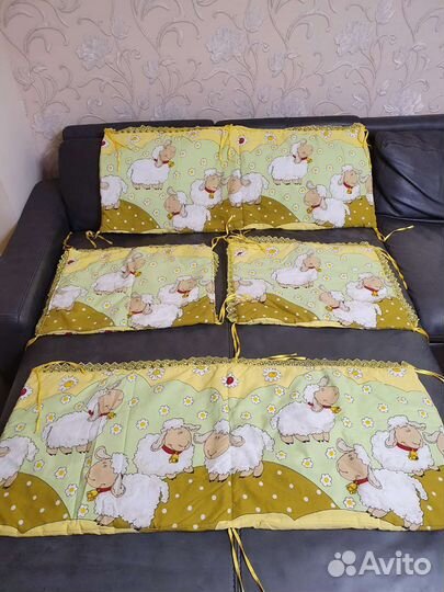 Двухсторонний комплект в кроватку