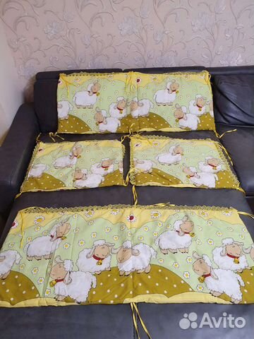 Двухсторонний комплект в кроватку