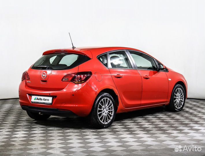 Opel Astra 1.6 МТ, 2011, 285 293 км