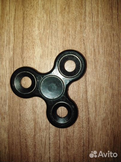 Спиннер чёрного цвета