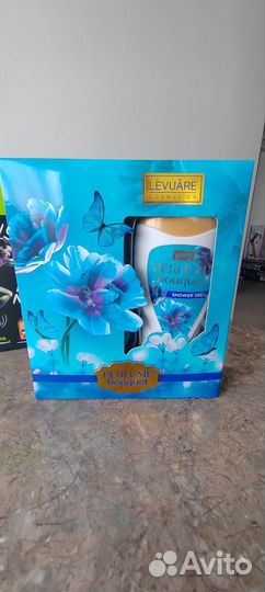 Подарочные наборы шампунь и гель для душа