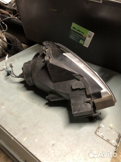 Yanaha R6 03 05 фара левая оригинал