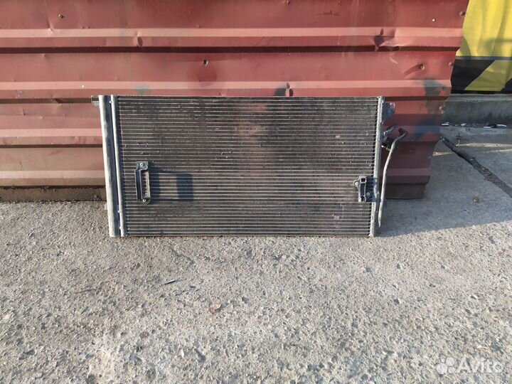 Радиатор кондиционера на тоурег 1, 2.5 дизель 2008