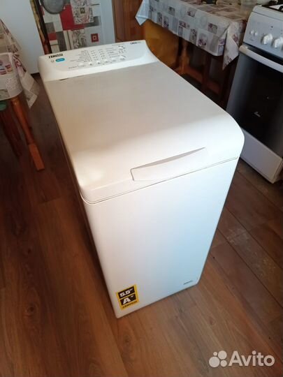 Стиральная машина с вертикальной загрузко zanussi