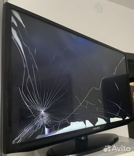 Телевизор samsung SMART tv 32