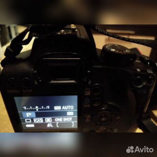 Canon EOS 1000D kit (EF-S 18-55mm)