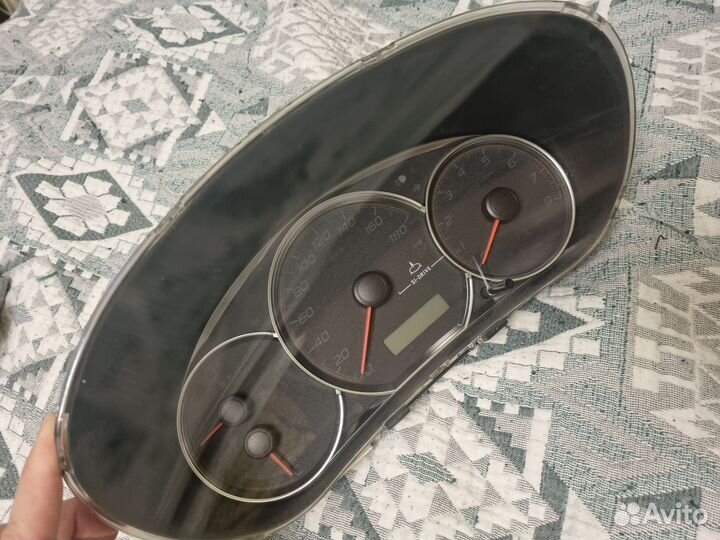 Щиток приборов subaru