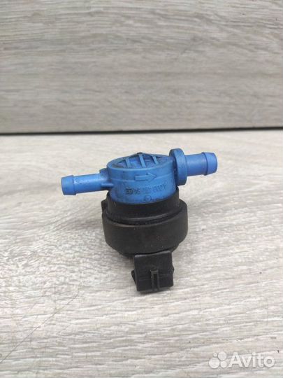 Клапан вентиляции топливного бака Мерседес