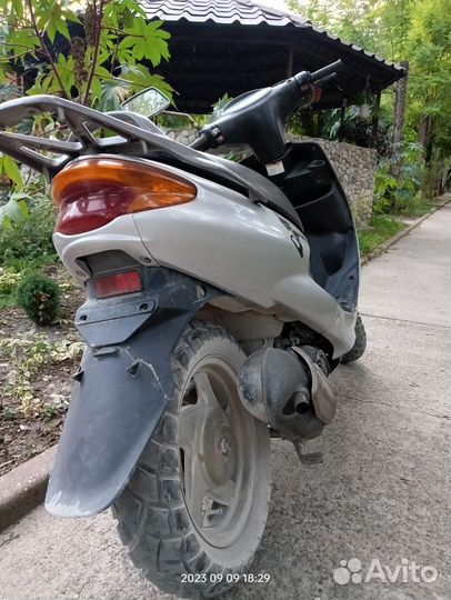 Продам Yamaha grand axis 100