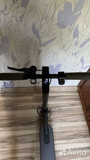 Электросамокат Xiaomi Mi Electric Scooter 1S