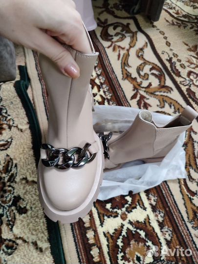 Ботинки женские 38 размер