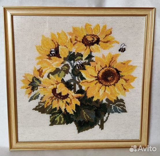 Картина, вышитая крестиком