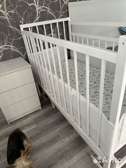 Детская кроватка