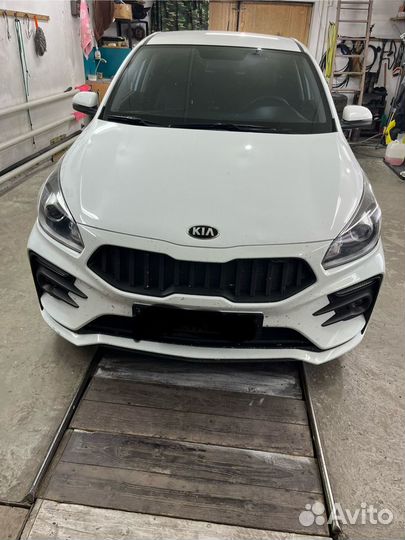 Бампер передний Kia Rio 4