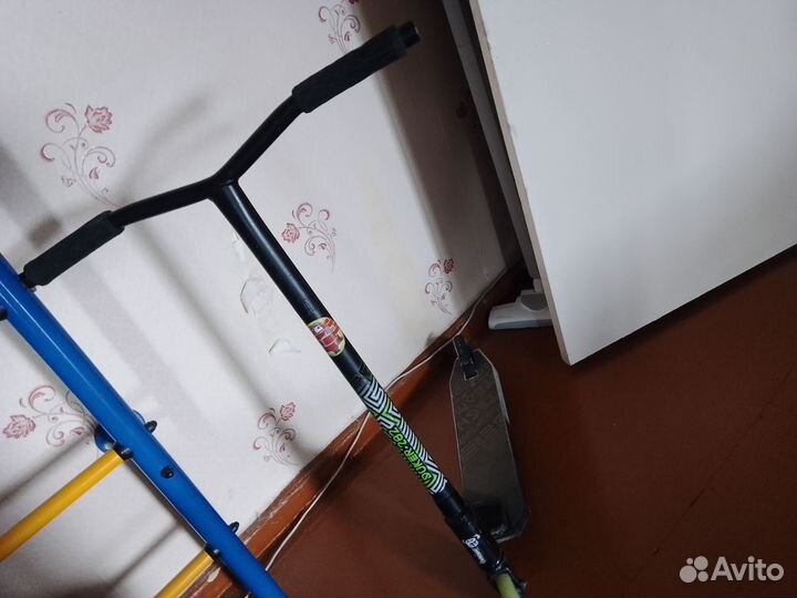 Трюковой самокат Tech Team Duker 202 торг имеется