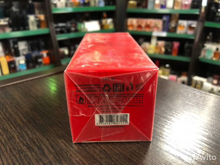 Парфюм Richard Red Square EDP Ричард Ред Скуар