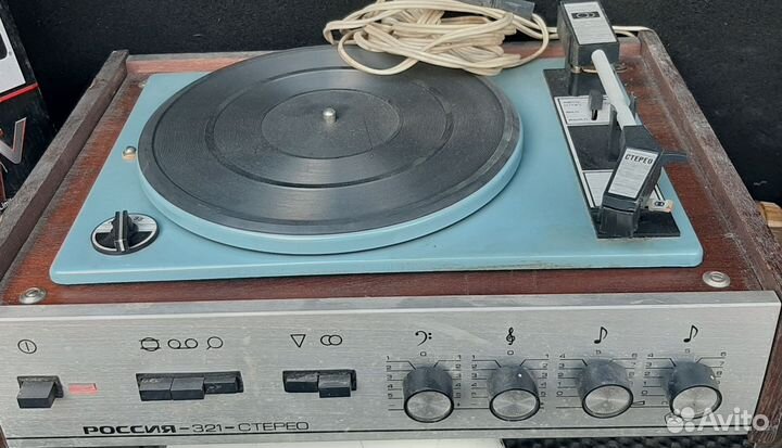 Проигрыватель винила россия