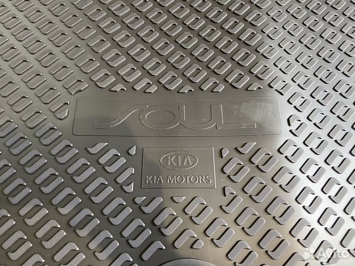 Оригинальный ковер багажника Kia Soul 1