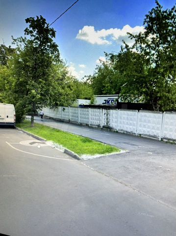 Здания 1500 кв м на з/у 5572,все в собственности