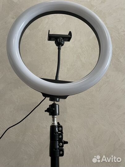 Кольцевая лампа 33 см