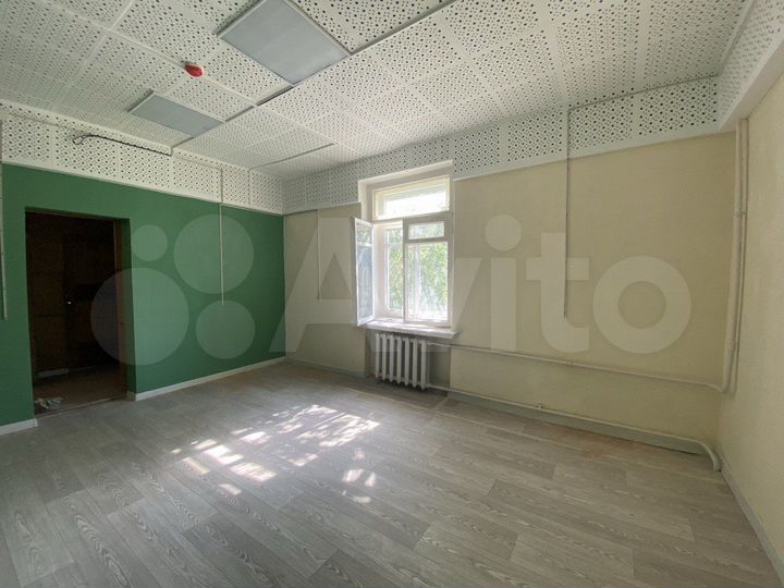 Офис с эркером, 37.4 м²