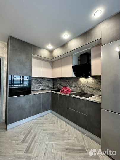 Прямой Кухонный гарнитур на заказ в Челябинске