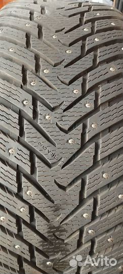 Nokian Tyres Hakkapeliitta 8 SUV 275/45 R21 и 315/40 R21